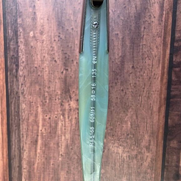 Elegant Brown Cat-Eye Glasses - Picture 5 of 9